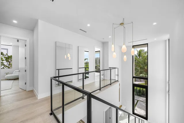 $3,850,000 | 721 Lake Avenue North, Delray Beach, FL 33483