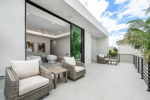 $3,850,000 | 721 Lake Avenue North, Delray Beach, FL 33483