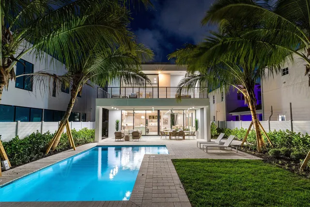 $3,850,000 | 721 Lake Avenue North, Delray Beach, FL 33483