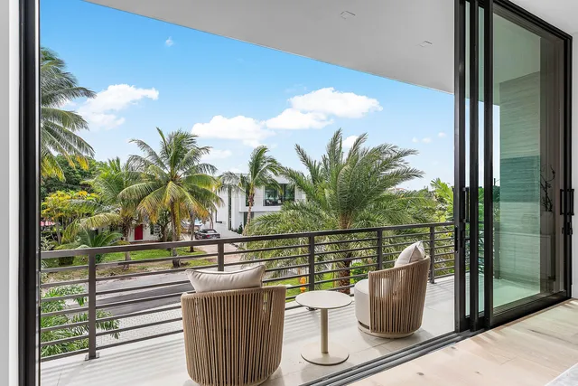 $3,850,000 | 721 Lake Avenue North, Delray Beach, FL 33483
