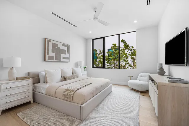 $3,850,000 | 721 Lake Avenue North, Delray Beach, FL 33483