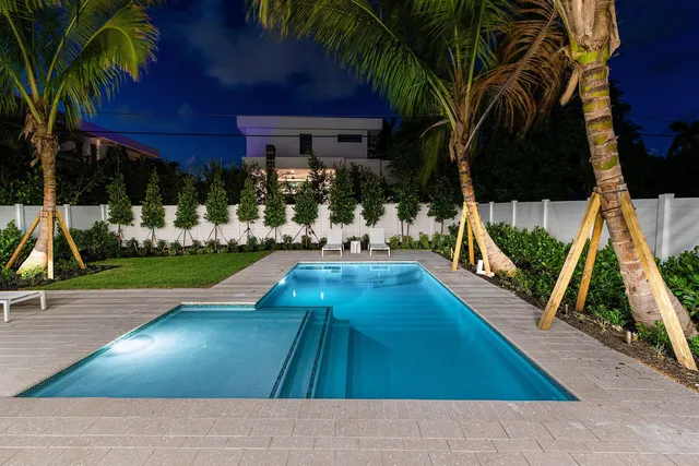 $3,850,000 | 721 Lake Avenue North, Delray Beach, FL 33483