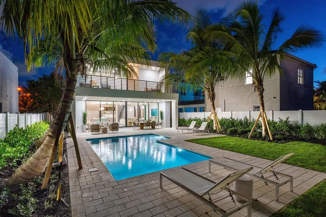 $3,850,000 | 721 Lake Avenue North, Delray Beach, FL 33483