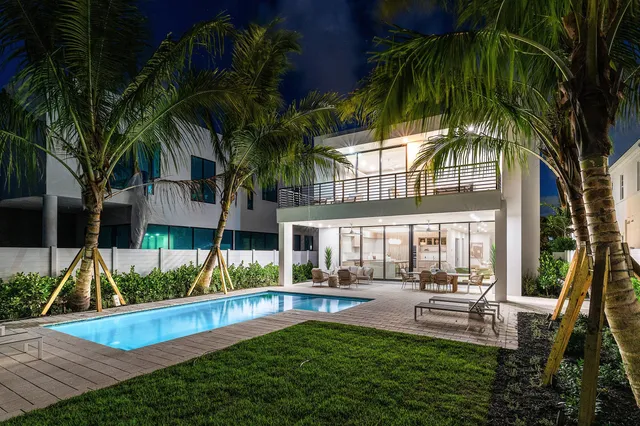 $3,850,000 | 721 Lake Avenue North, Delray Beach, FL 33483