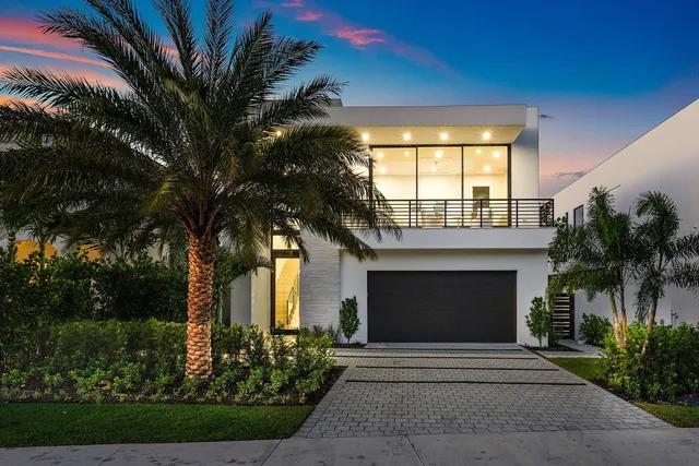 $3,850,000 | 721 Lake Avenue North, Delray Beach, FL 33483
