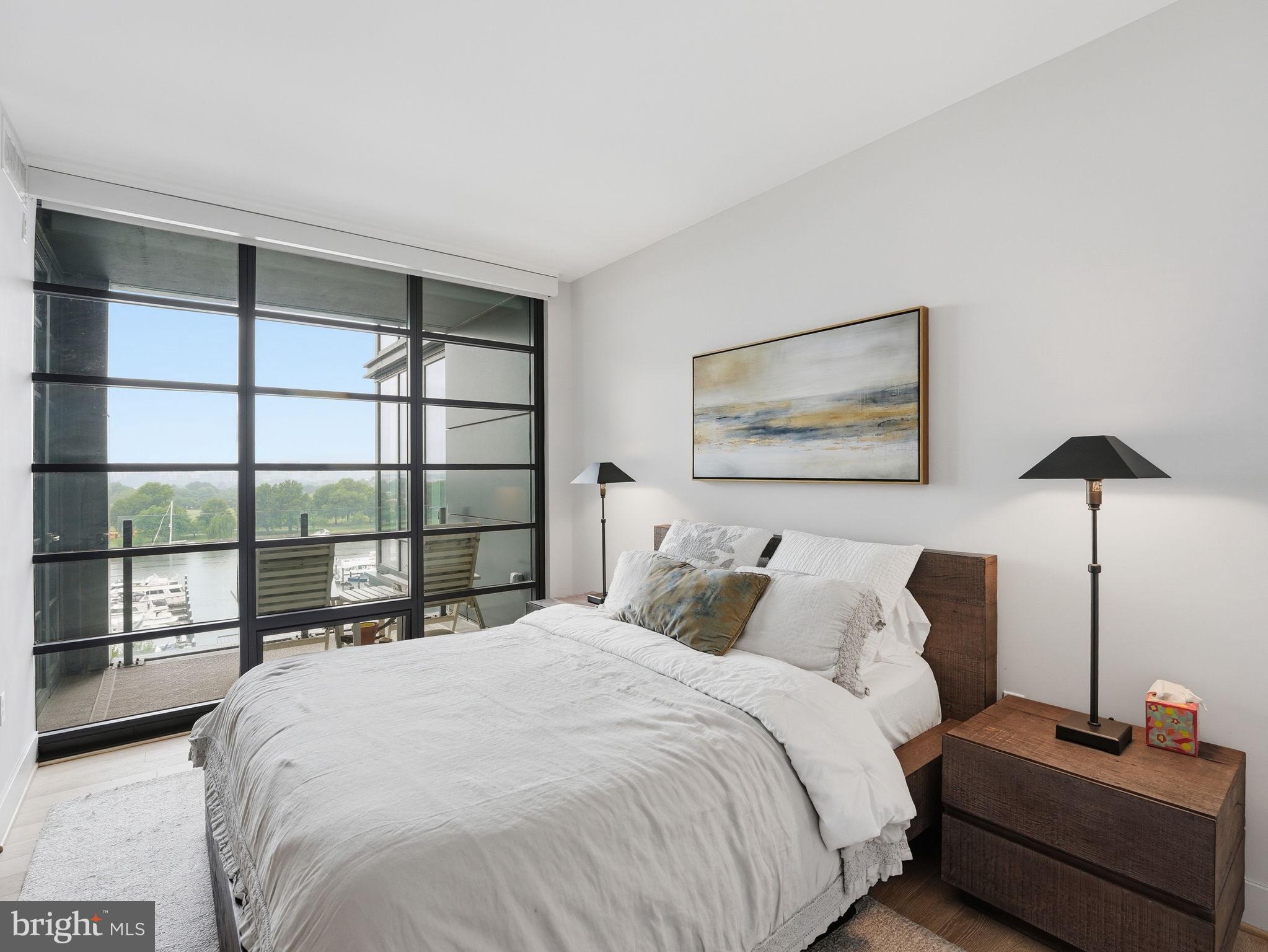 45 Sutton Square Southwest, Unit 702 Washington, DC 20024 - Photo 13 of 33