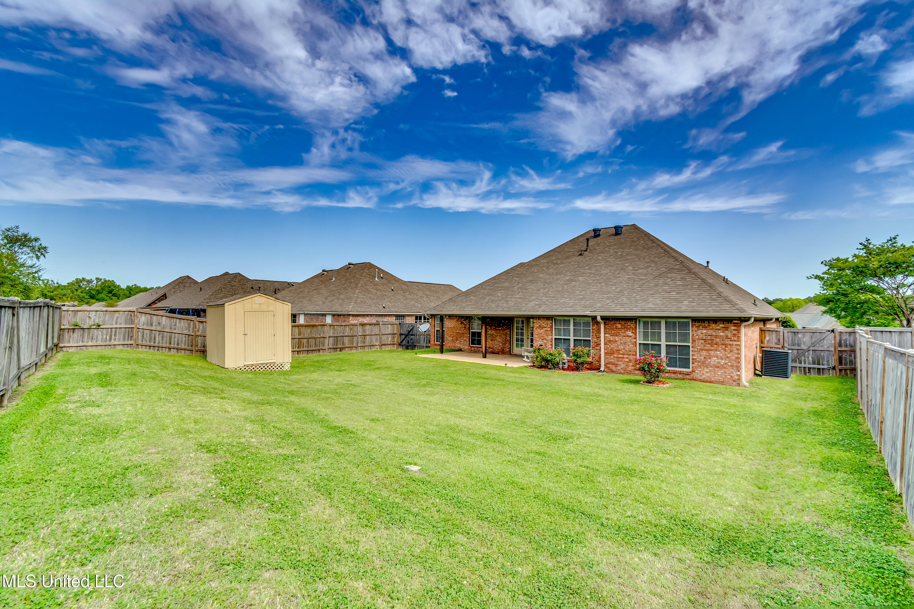 518 Springhill Crossing Brandon, MS 39047 - Photo 13 of 60 518 Springhill Crossing-16