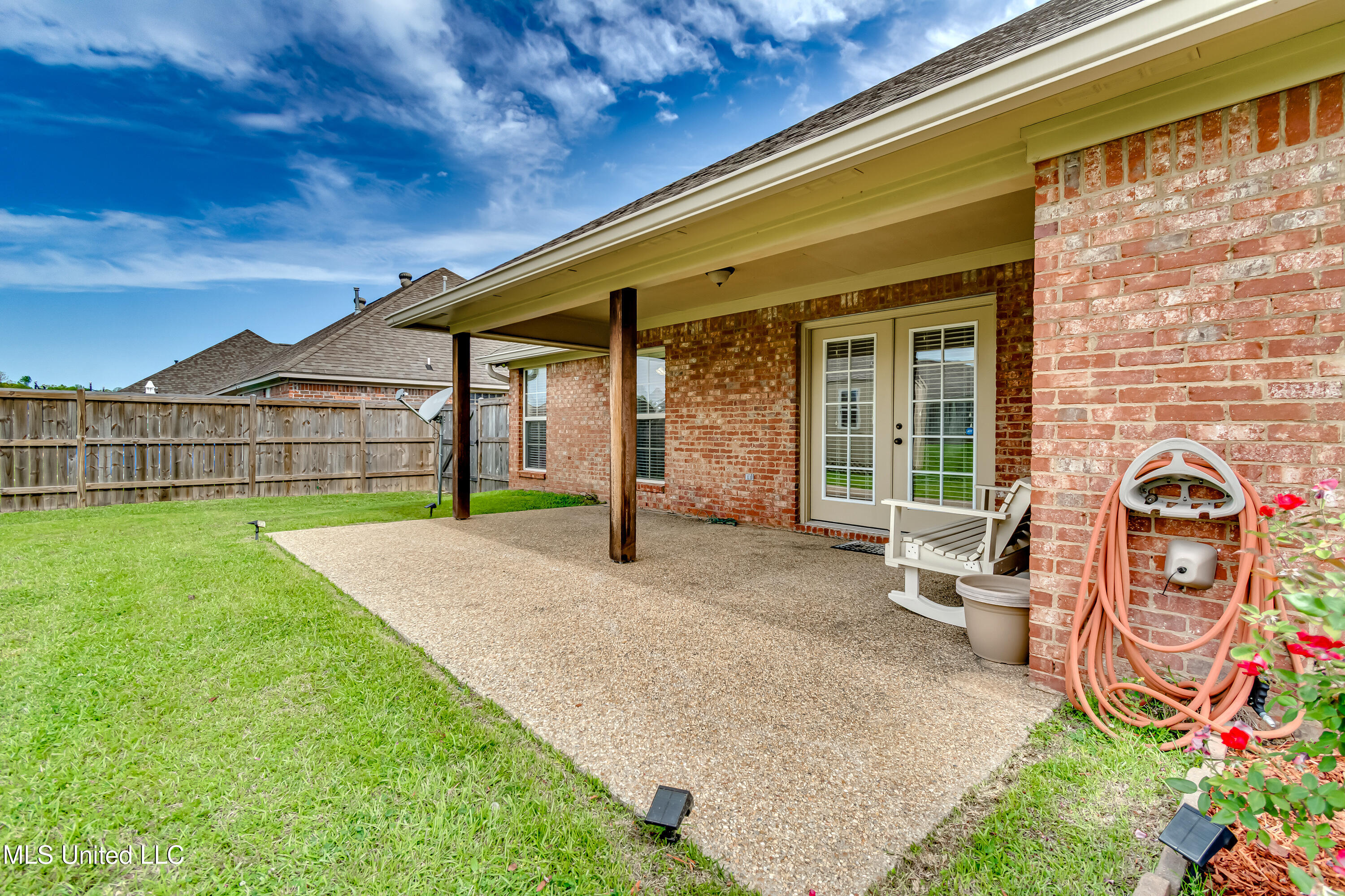 518 Springhill Crossing Brandon, MS 39047 - Photo 10 of 60 518 Springhill Crossing-13