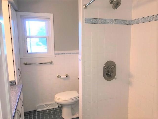 6428 Bramshaw Road Indianapolis, IN 46220 - Photo 13 of 23