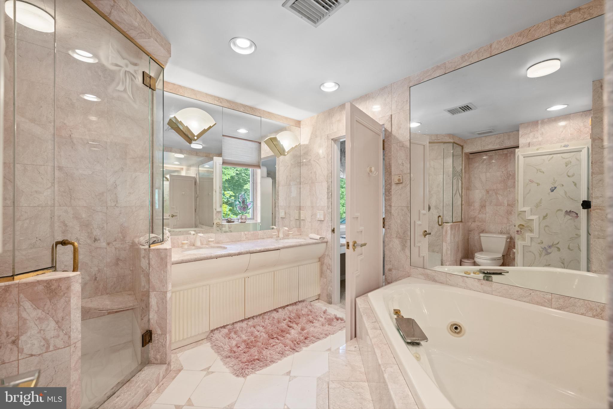 46 Sleepy Hollow Drive Newtown Square, PA 19073 - Photo 33 of 63 Jack-n-Jill Bath