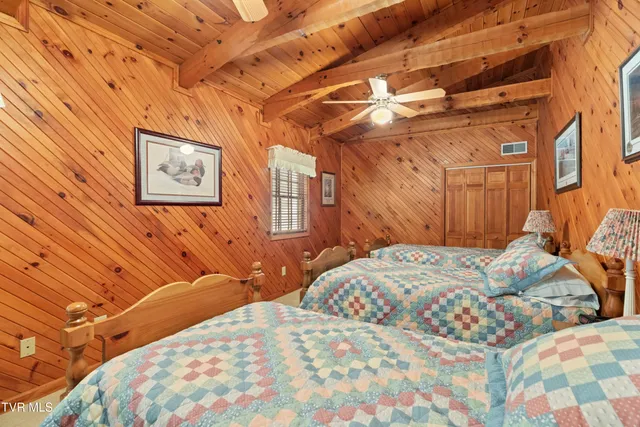 $3,000,000 | 257 Jones Lane, Mooresburg, TN 37811