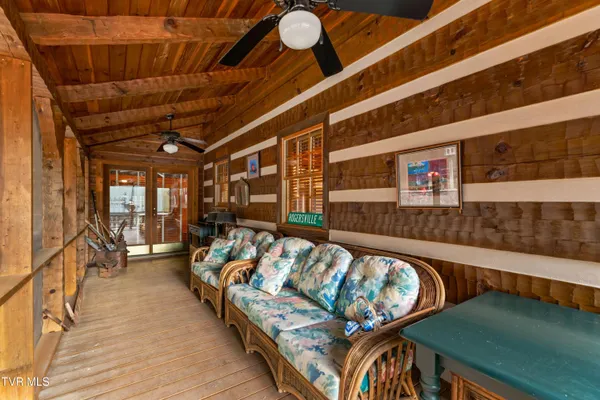 $3,000,000 | 257 Jones Lane, Mooresburg, TN 37811