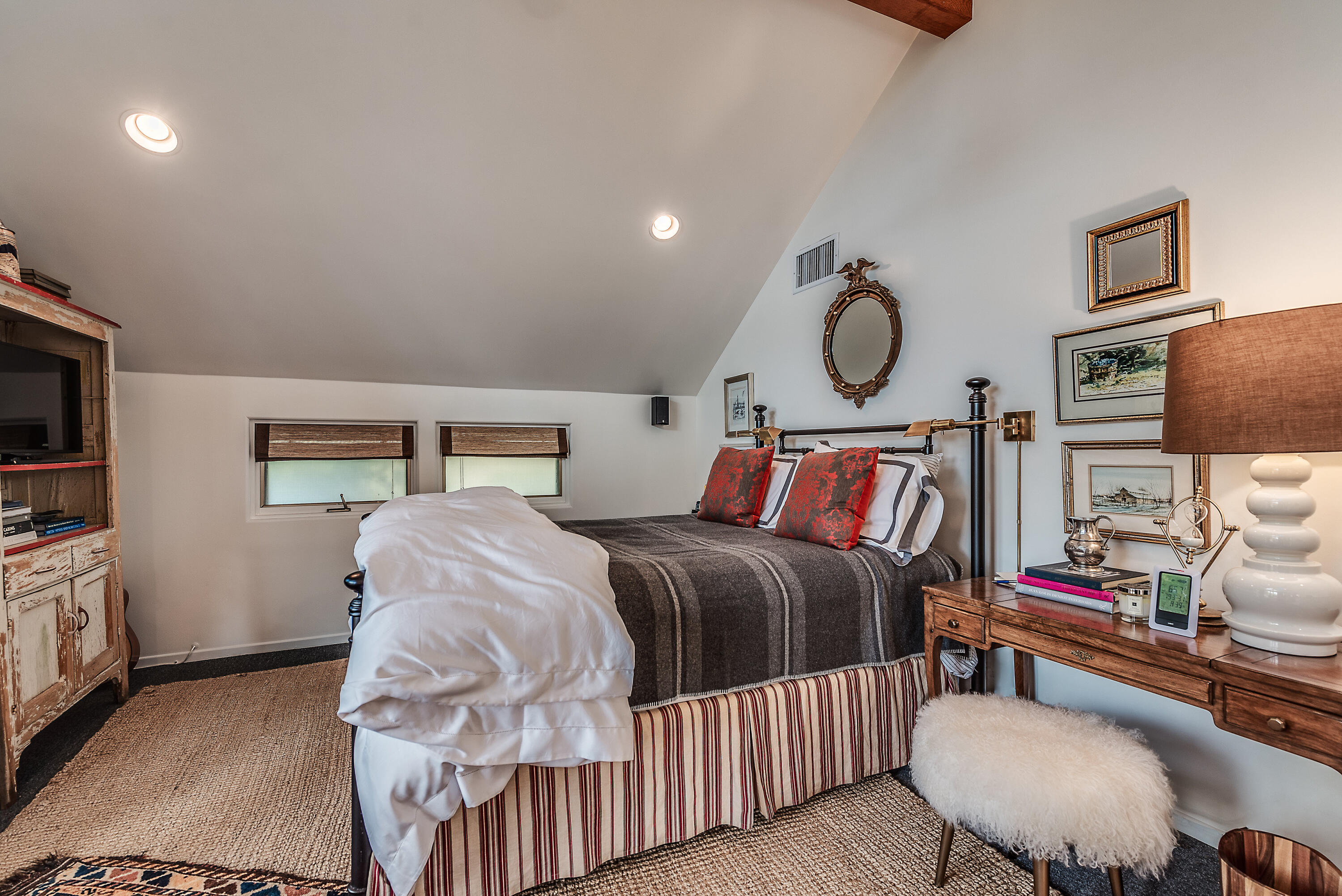 52430 Double View Drive Idyllwild, CA 92549 - Photo 25 of 74 a bedroom with a bed and wooden floor