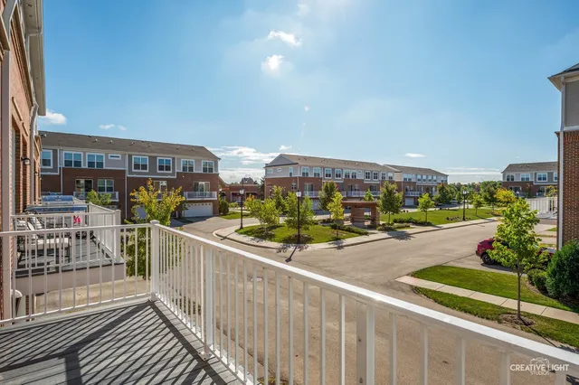 $3,500 | 2906 Reflection Drive, Naperville, IL 60564