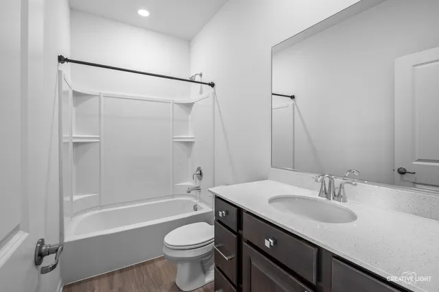 $3,500 | 2906 Reflection Drive, Naperville, IL 60564