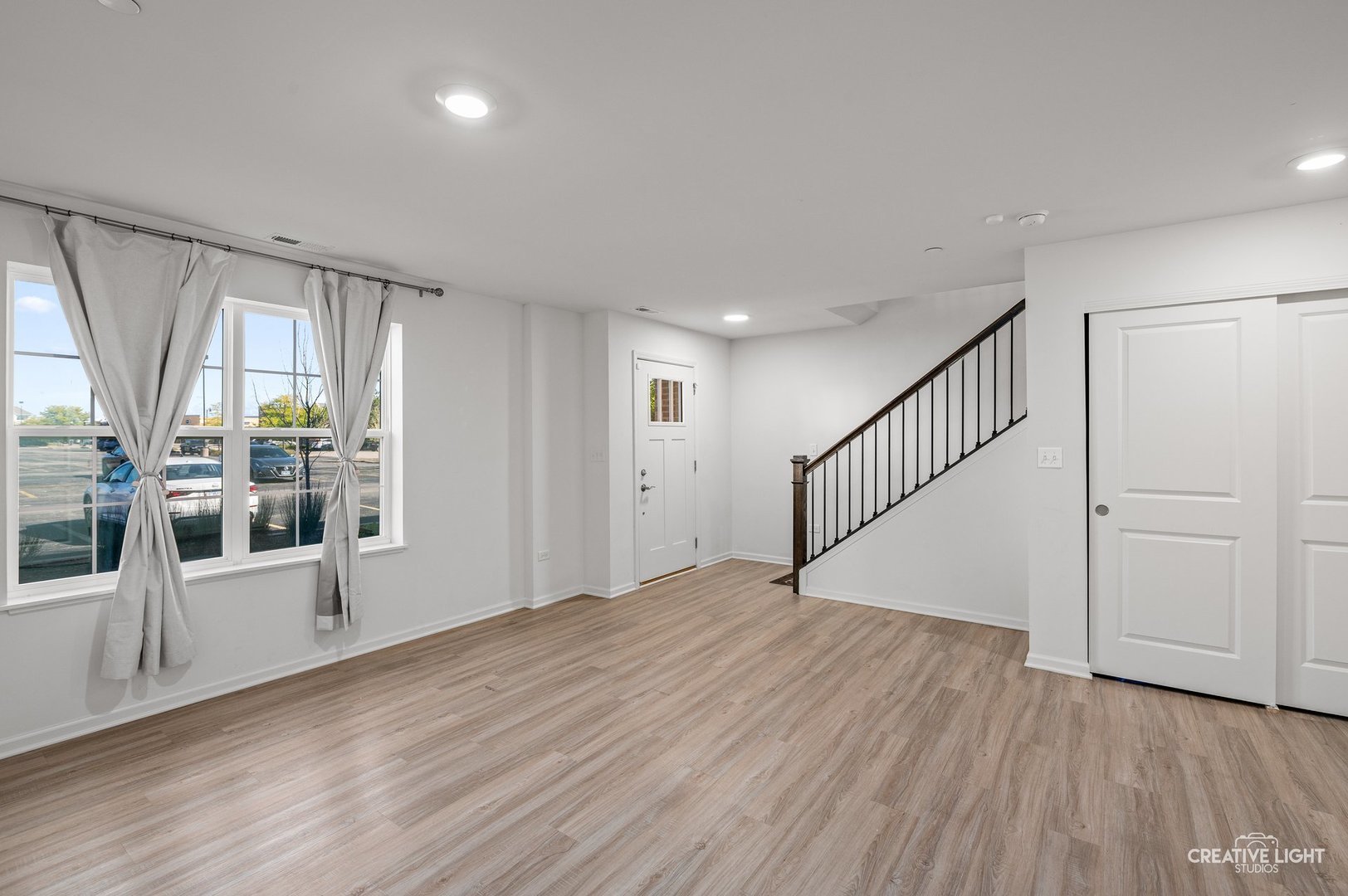 2906 Reflection Drive Naperville, IL 60564 - Photo 4 of 24