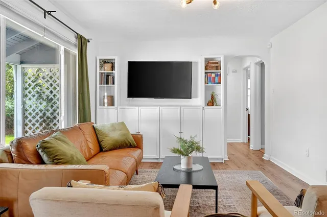 $560,000 | 3271 South Lafayette Street, Englewood, CO 80113