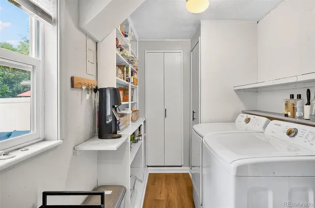 $560,000 | 3271 South Lafayette Street, Englewood, CO 80113