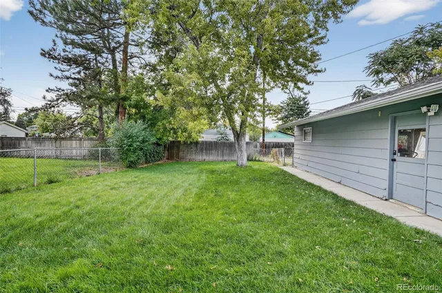 $560,000 | 3271 South Lafayette Street, Englewood, CO 80113