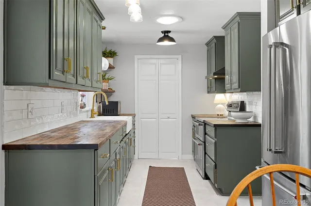 $560,000 | 3271 South Lafayette Street, Englewood, CO 80113