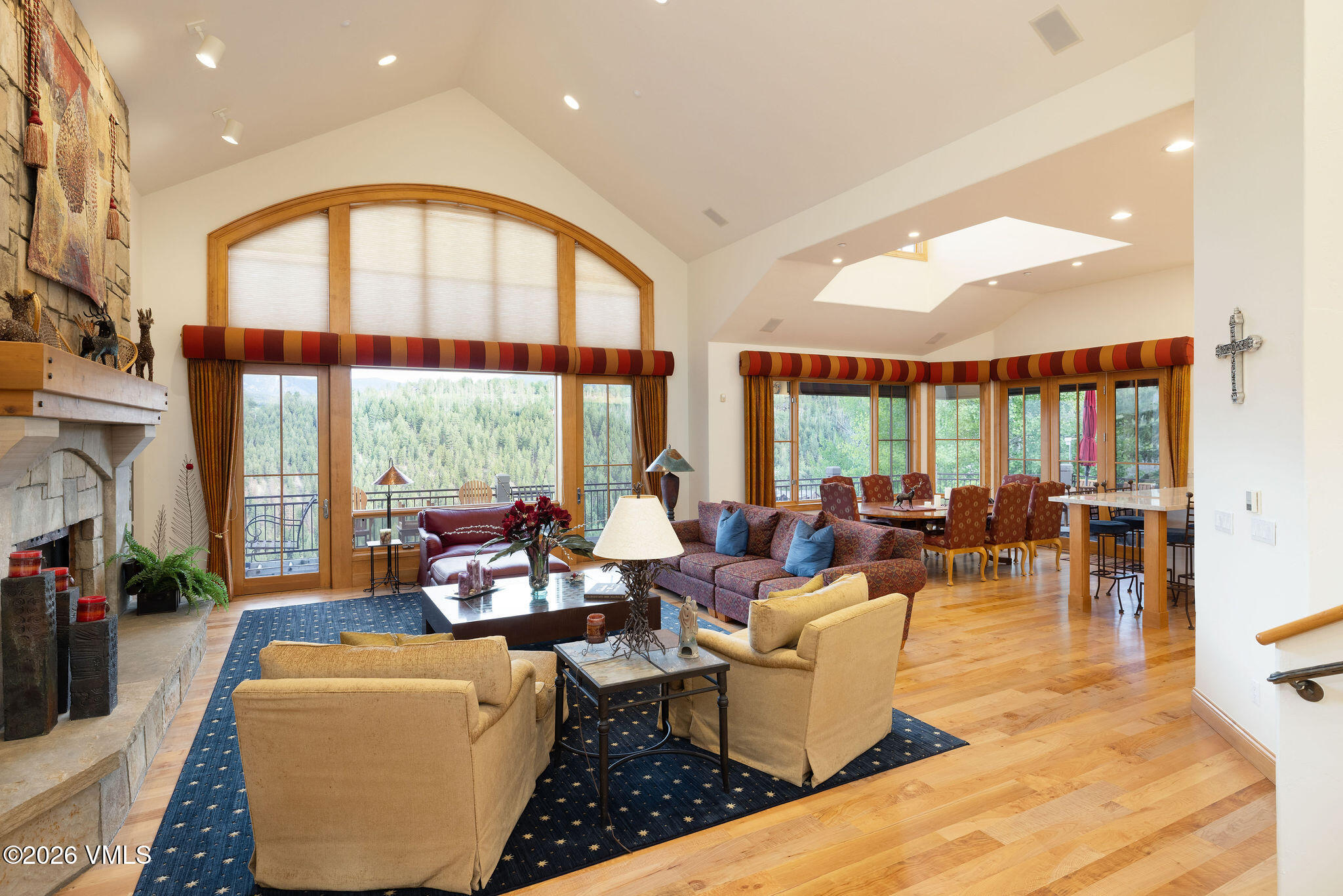 440 Redtail Ridge Edwards, CO 81632 - Photo 6 of 27 2606_440_red_tail_ridge_interior_living_