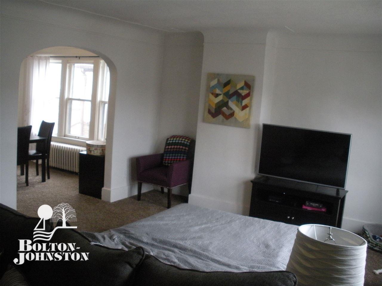 910 Neff Road Grosse Pointe, MI 48230 - Photo 8 of 20 31314513-7.JPG