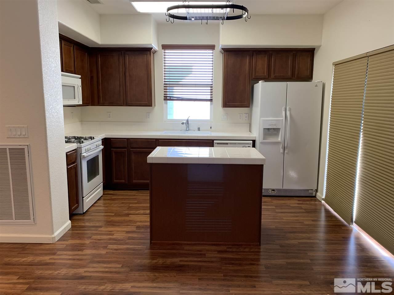 2120 Stanhope Lane Reno, NV 89502 - Photo 4 of 14 Photo 4