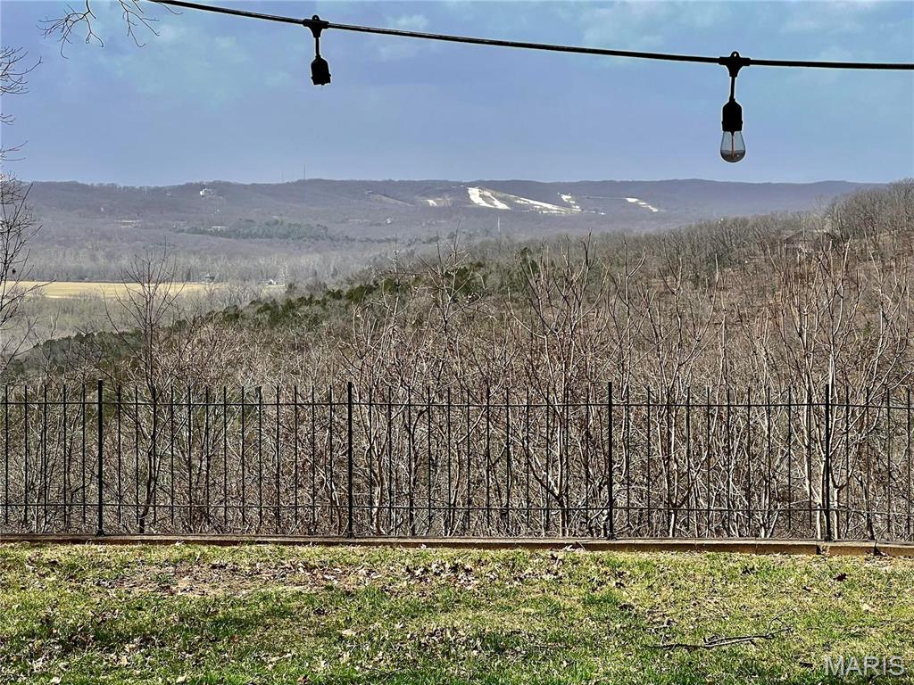 1437 Palisades Road Wildwood, MO 63021 - Photo 9 of 26