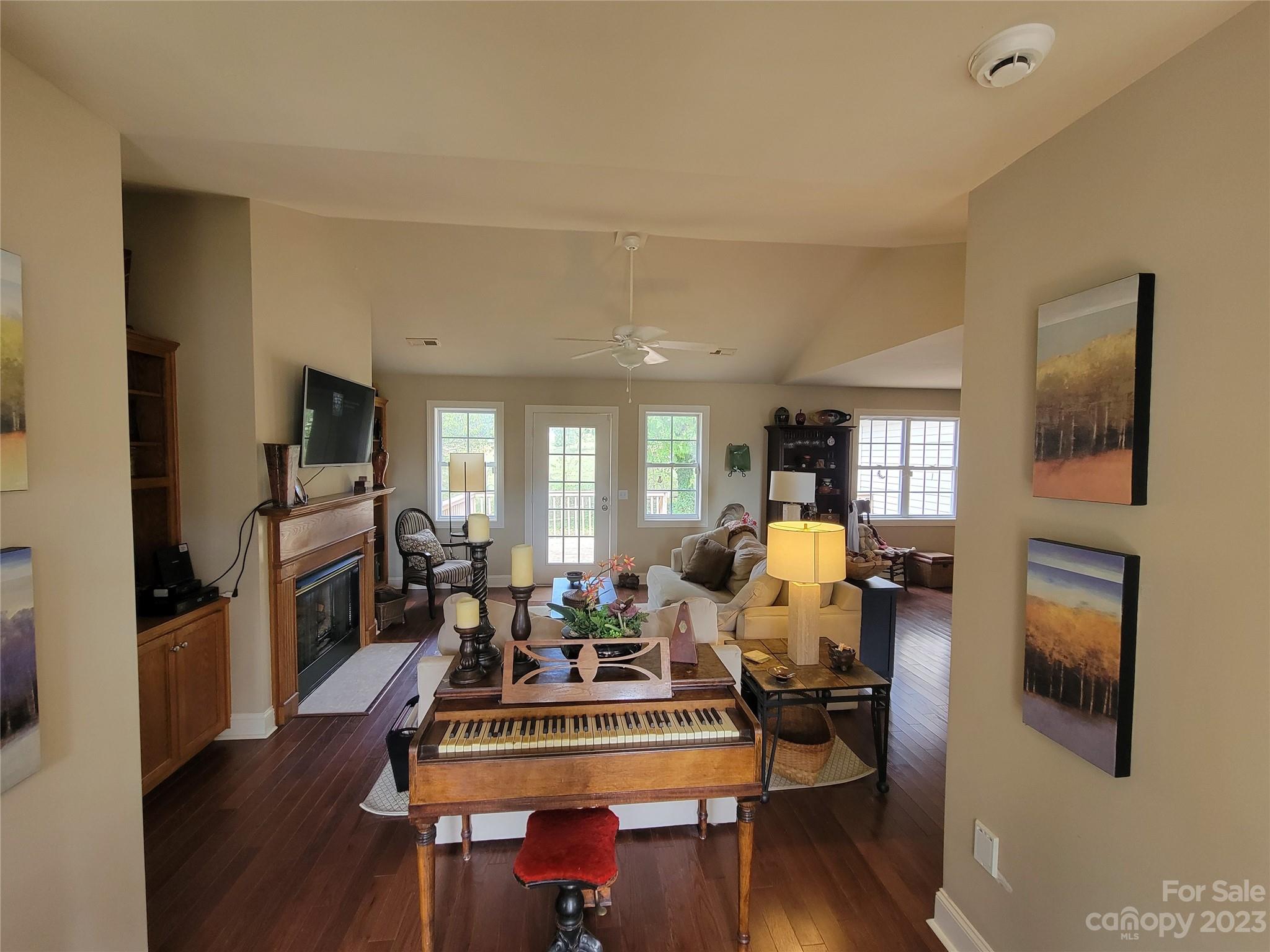 2026 Sugar Maple Lane Conover, NC 28613 - Photo 6 of 39 Gallery Image 6