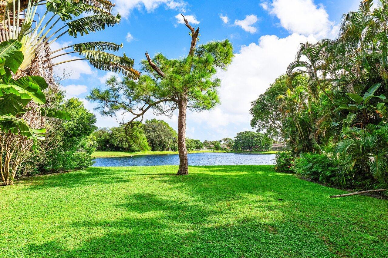 7276 Encina Lane Boca Raton, FL 33433 - Photo 2 of 34 View from Back