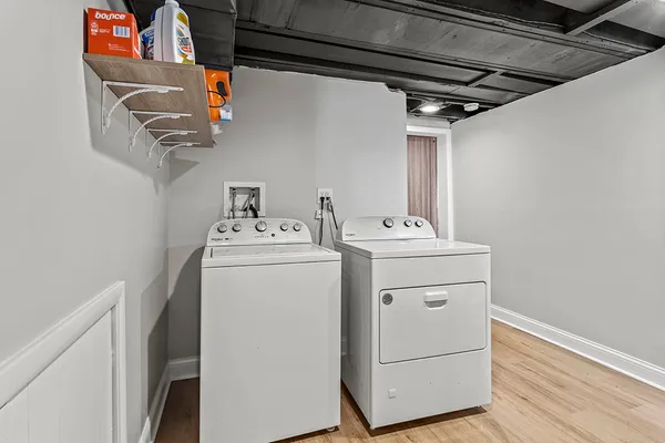 $390,000 | 10112 Cook Avenue, Oak Lawn, IL 60453
