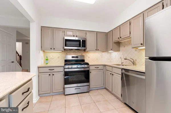 $4,200 | 10504 Pine Haven Terrace, North Bethesda, MD 20852