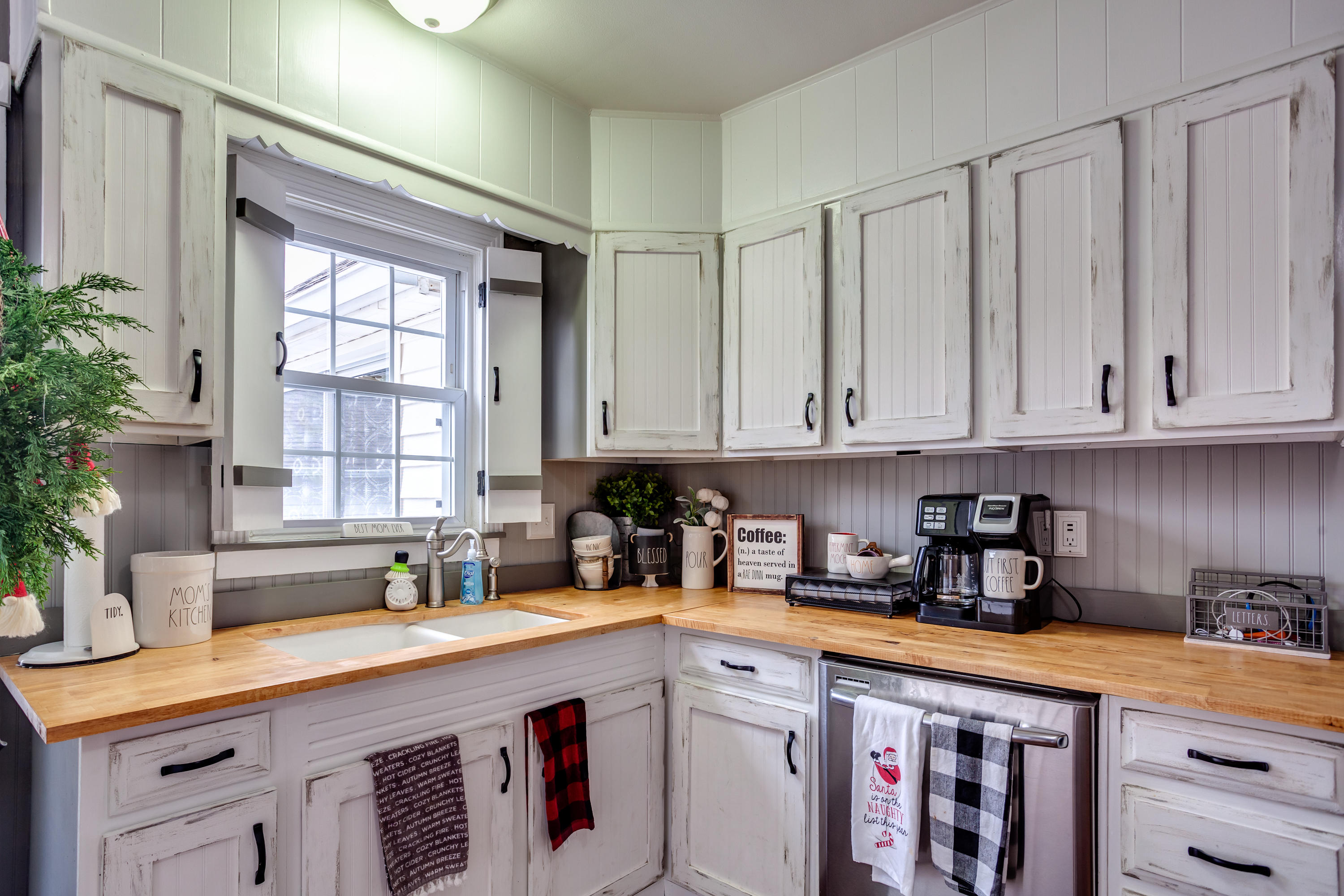 4960 Beverly Road Knoxville, TN 37918 - Photo 16 of 40 16 Kitchen