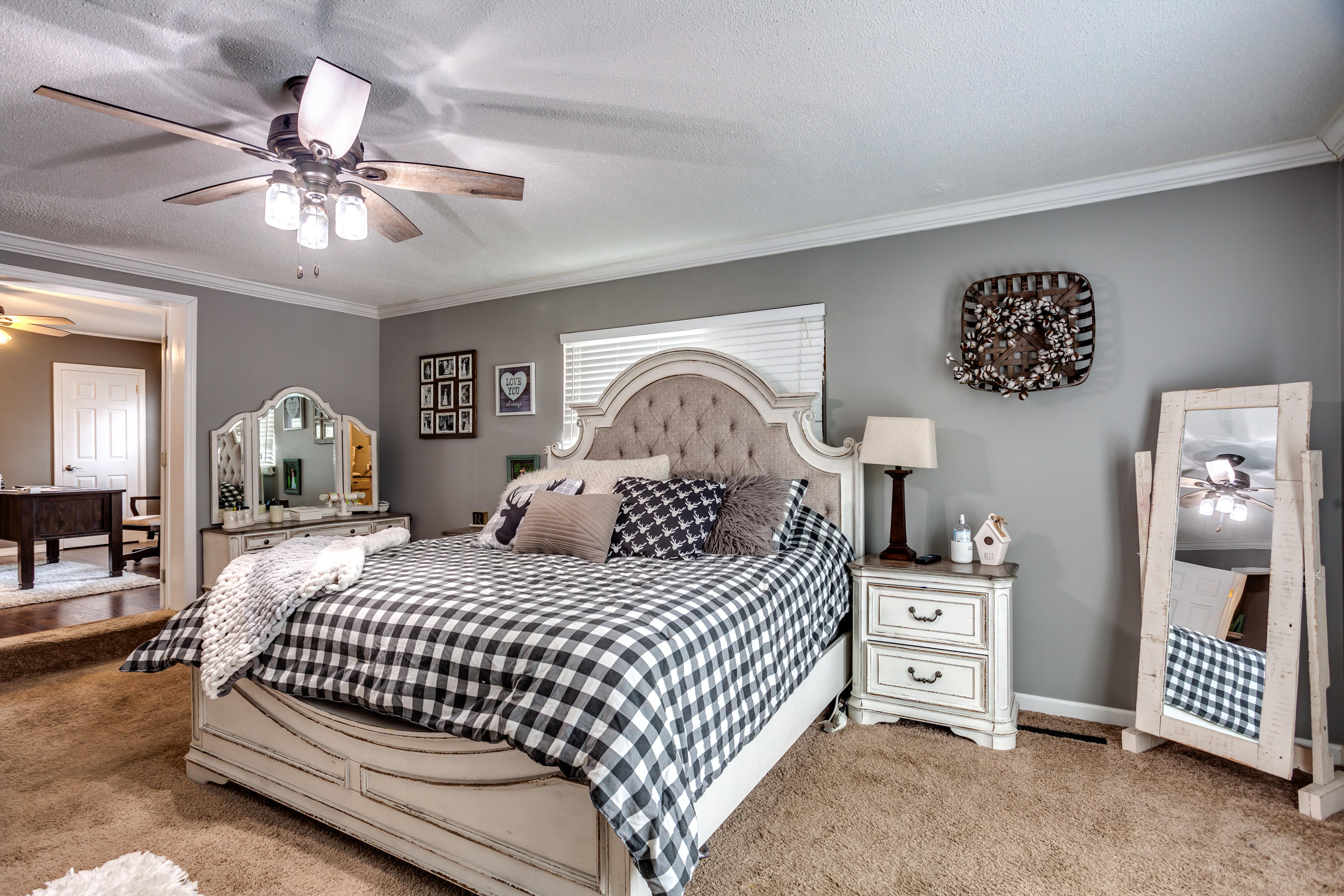 4960 Beverly Road Knoxville, TN 37918 - Photo 17 of 40 17 Master BR