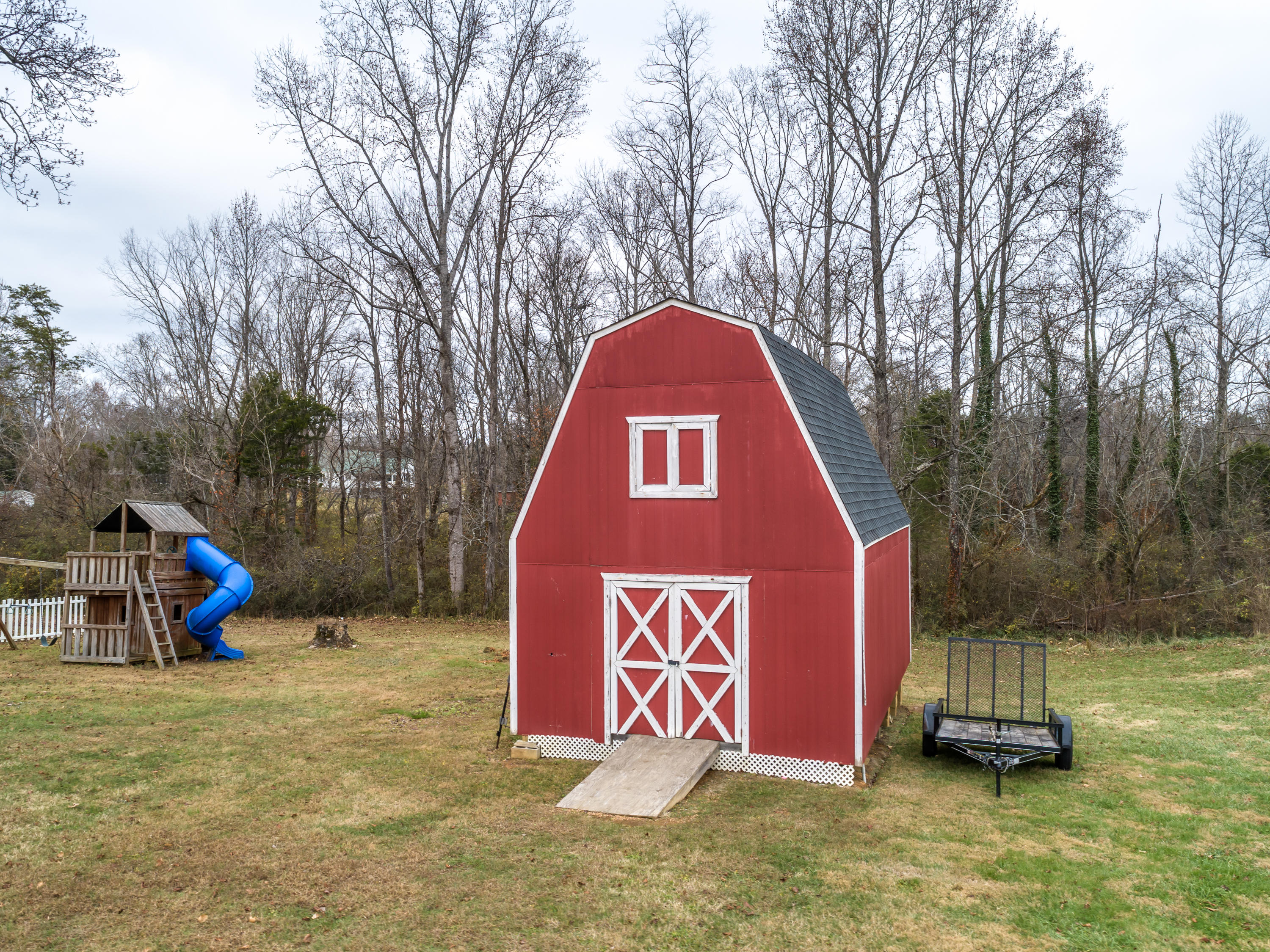 4960 Beverly Road Knoxville, TN 37918 - Photo 31 of 40 31 Barn Building