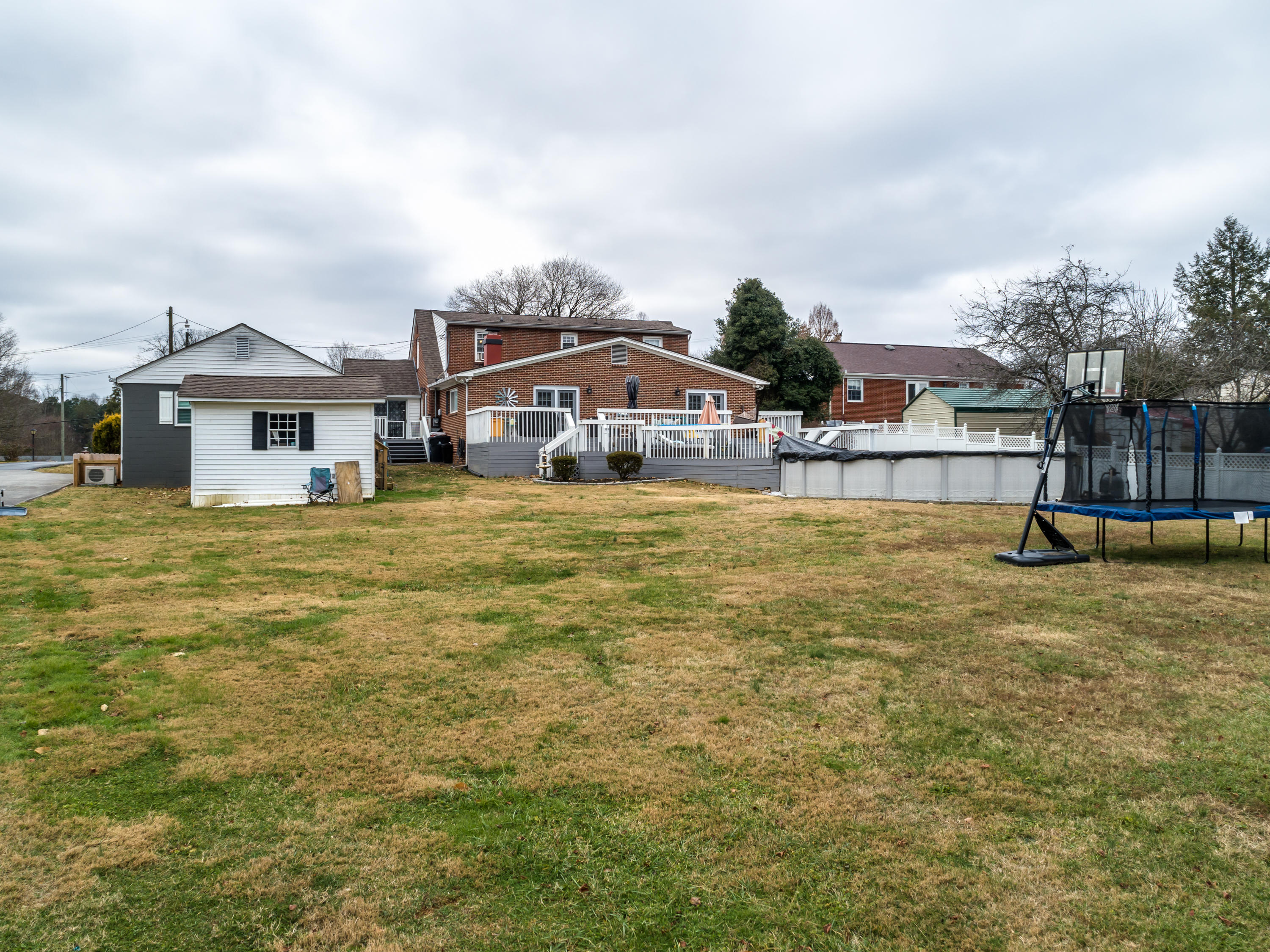 4960 Beverly Road Knoxville, TN 37918 - Photo 34 of 40 34 Back Yard
