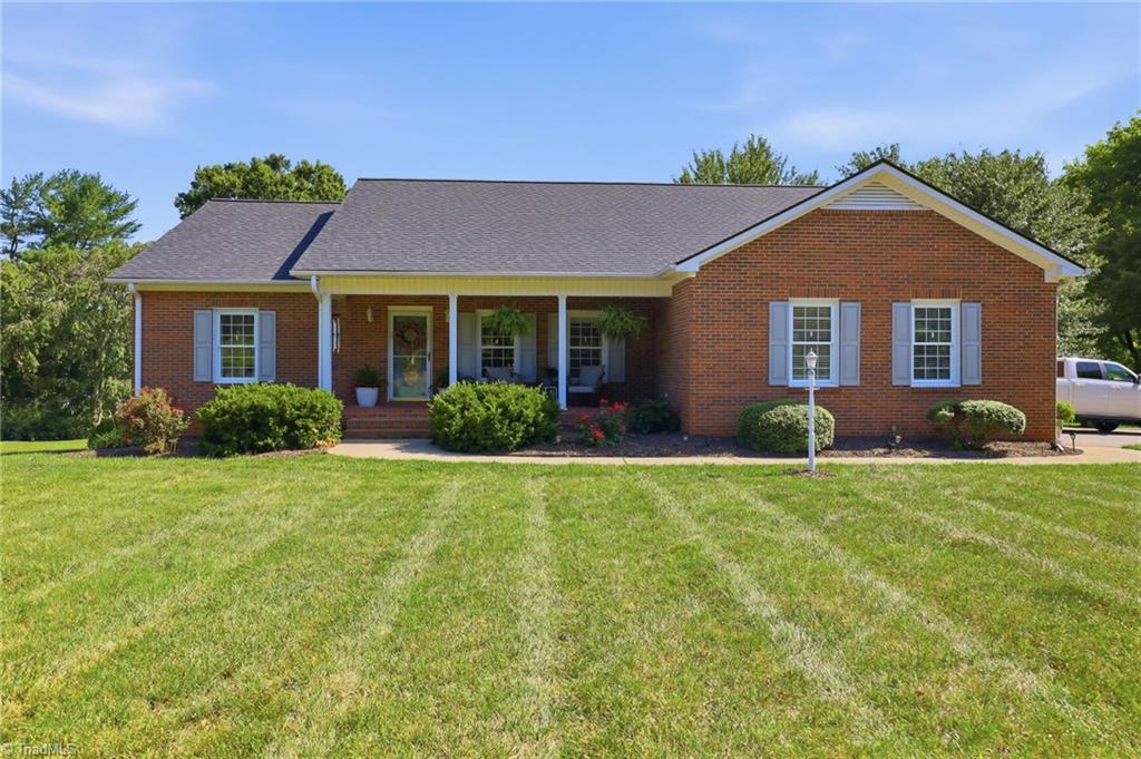 113 Kiser Road King, NC 27021 - Photo 3 of 42 Gallery Image 3
