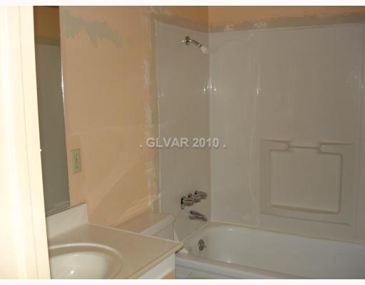 5733 Smoke Ranch Road Las Vegas, NV 89108 - Photo 5 of 7 Master Bath/Spa.