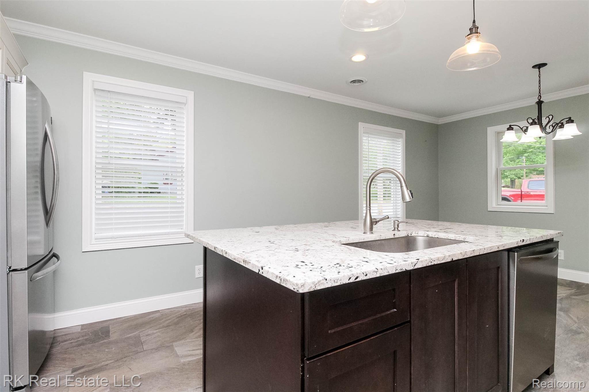 362 Prospect Street Romeo, MI 48065 - Photo 10 of 63 14.jpg