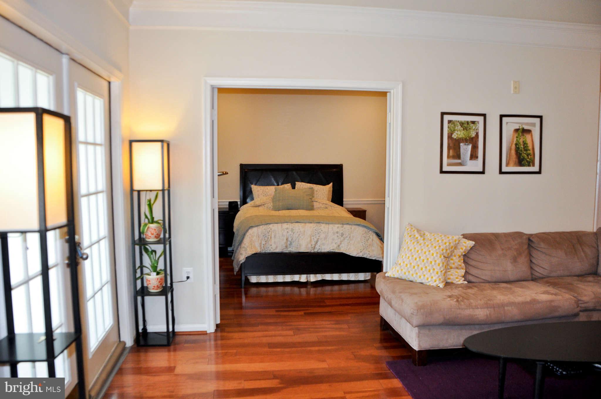 1520 North Point Drive, Unit 101 Reston, VA 20194 - Photo 7 of 22 Living Room