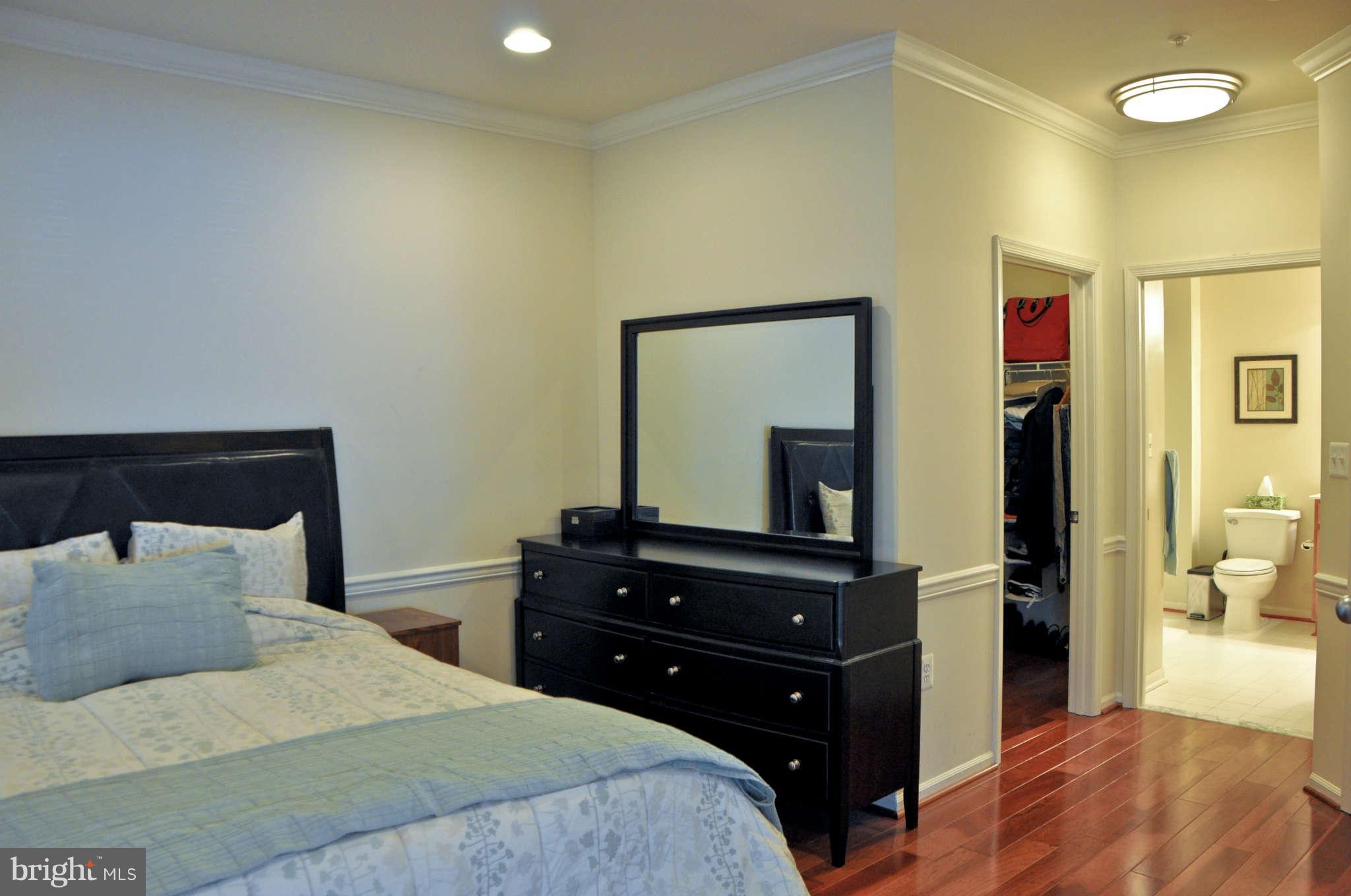 1520 North Point Drive, Unit 101 Reston, VA 20194 - Photo 10 of 22 Bedroom (Master)