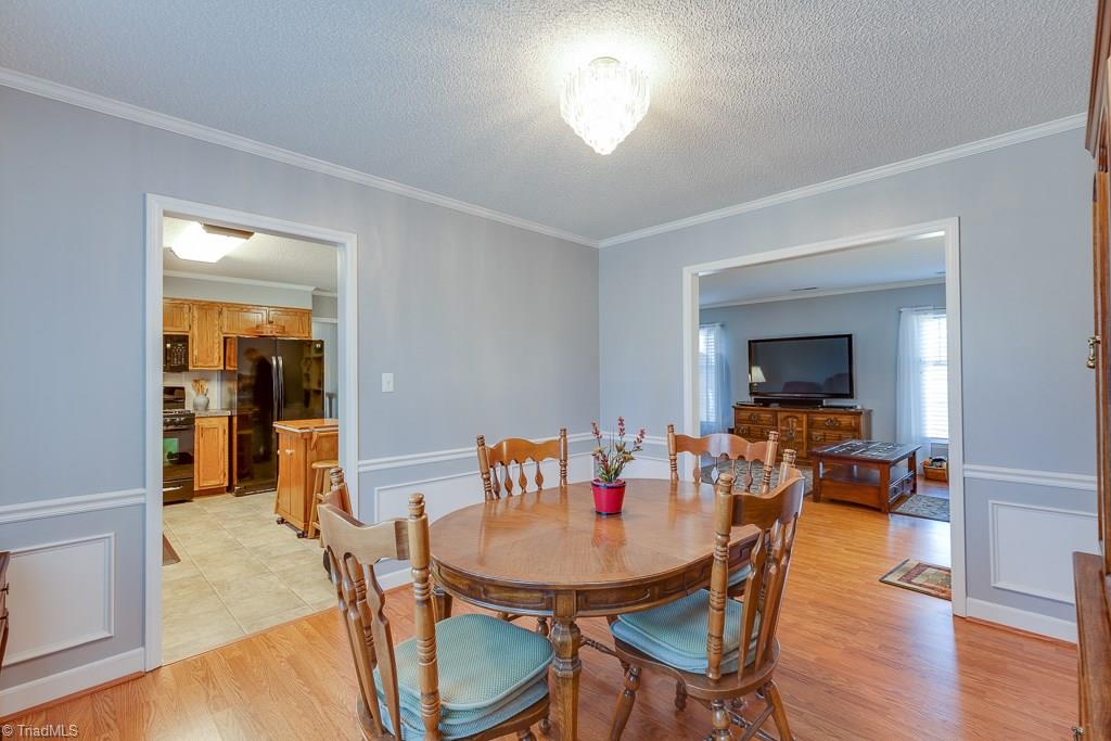 4133 Clinard Road Clemmons, NC 27012 - Photo 6 of 30 Gallery Image 6