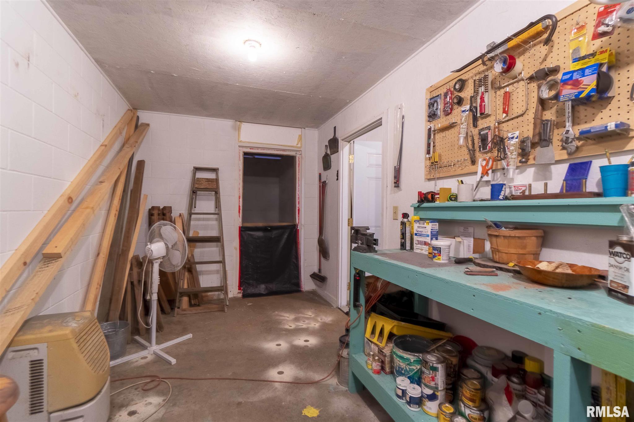 9171 Spring Lake Road Manito, IL 61546 - Photo 31 of 49 Gallery Image 31