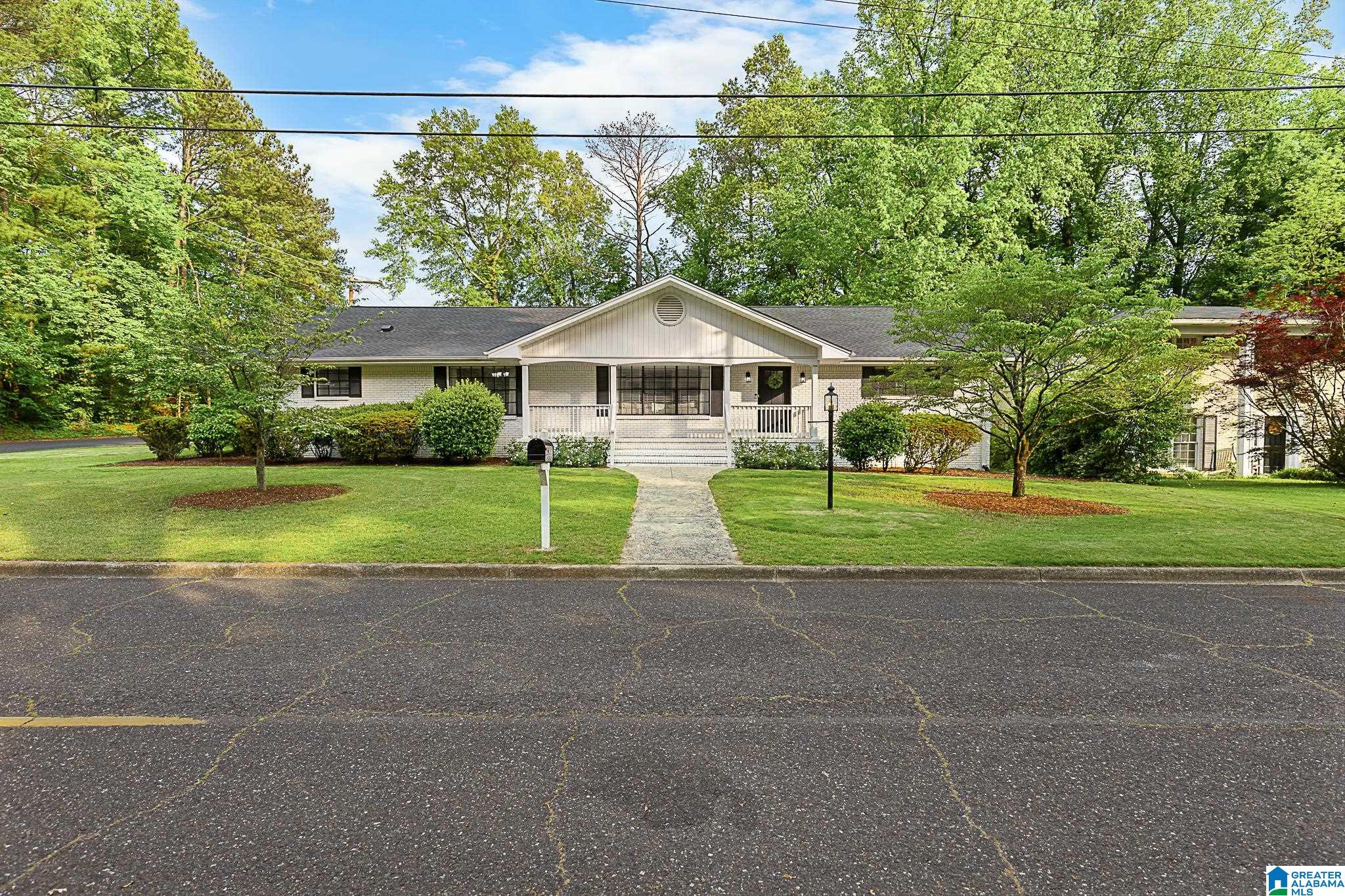 5913 Southhall Road Birmingham, AL 35213 - Photo 6 of 60