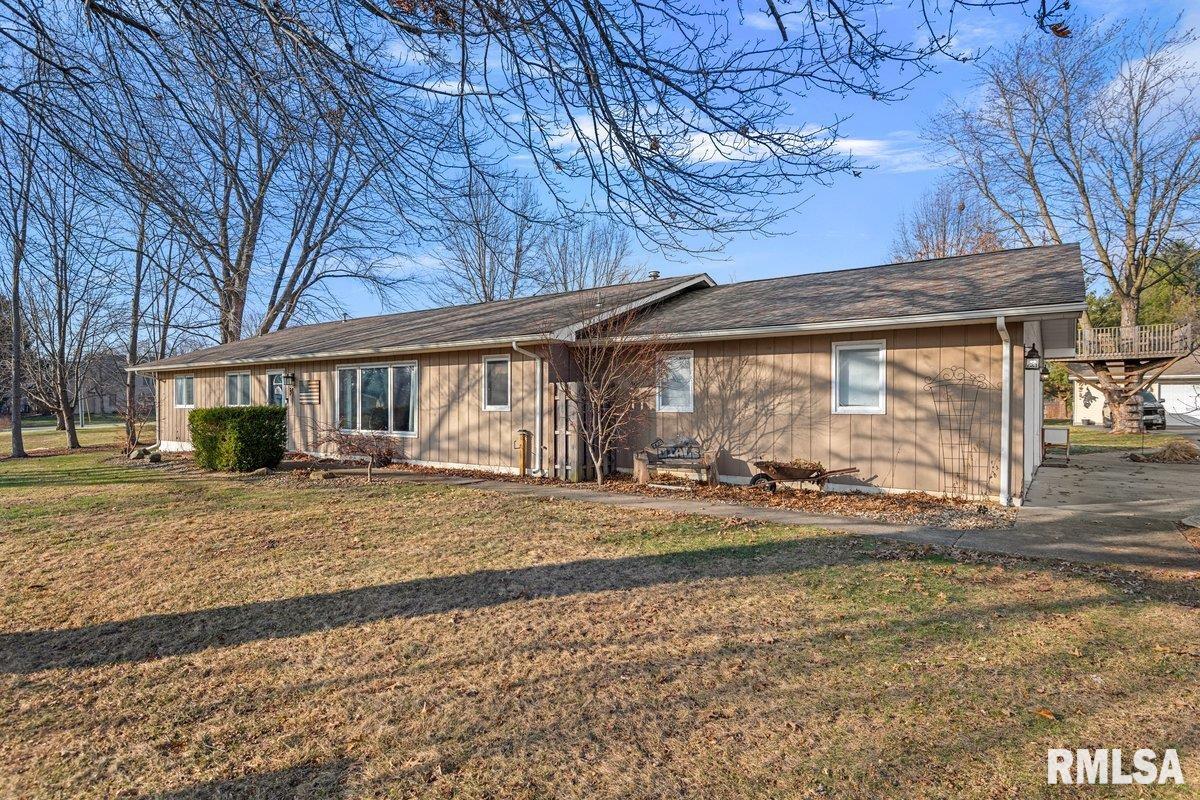 641 Foxtail Lane Springfield, IL 62707 - Photo 2 of 45