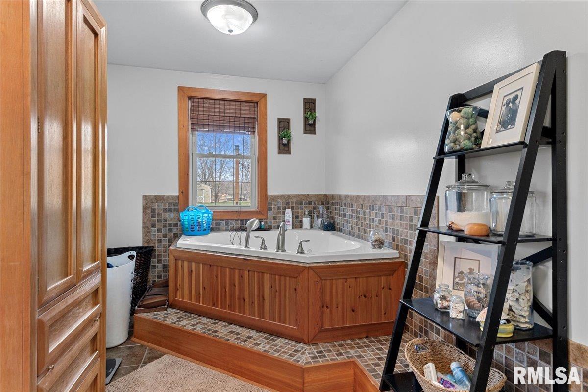 641 Foxtail Lane Springfield, IL 62707 - Photo 30 of 45