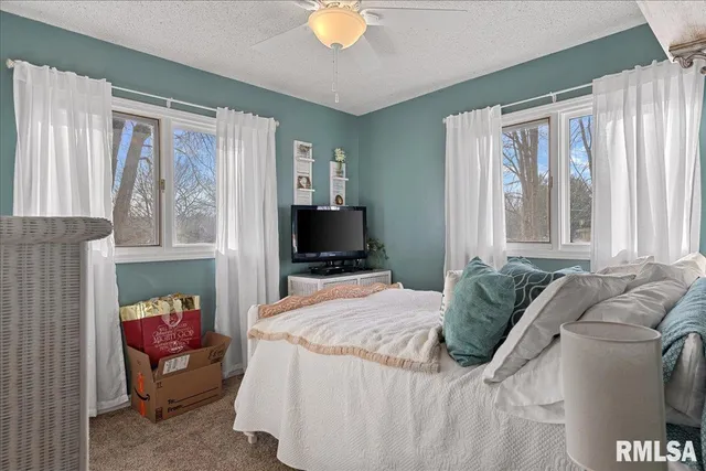 $285,000 | 641 Foxtail Lane, Springfield, IL 62707