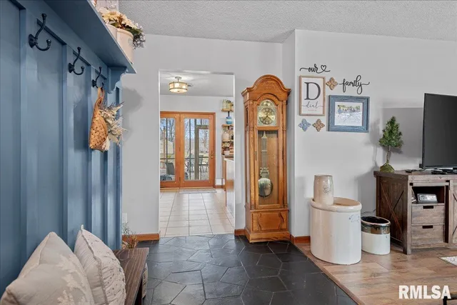 $285,000 | 641 Foxtail Lane, Springfield, IL 62707