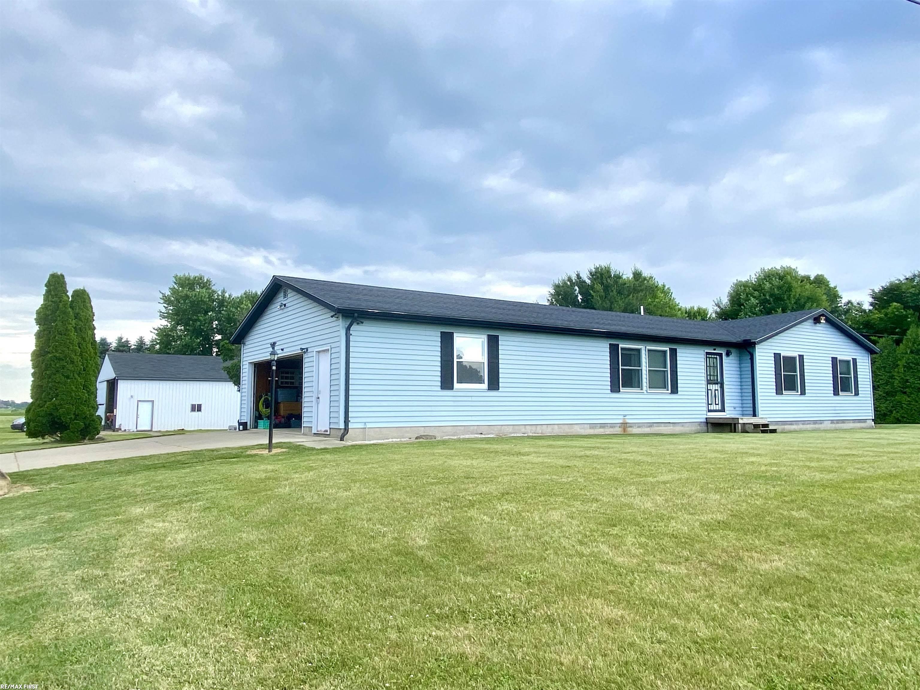 17250 Armada Center Road Armada, MI 48005 - Photo 1 of 32