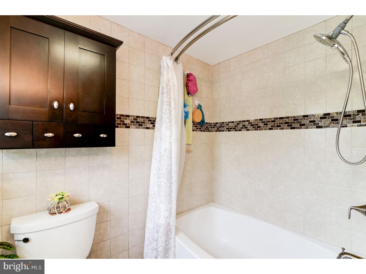 110 Cornell Road Glassboro, NJ 08028 - Photo 17 of 25 Bathroom
